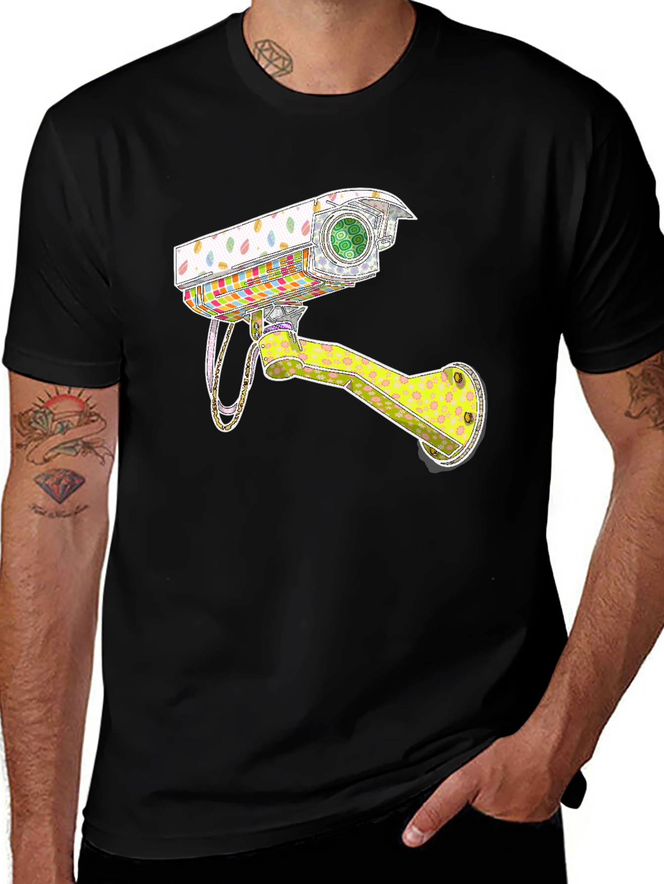 Surveillance Camera Graphic Tee - Trendy Black T-Shirt