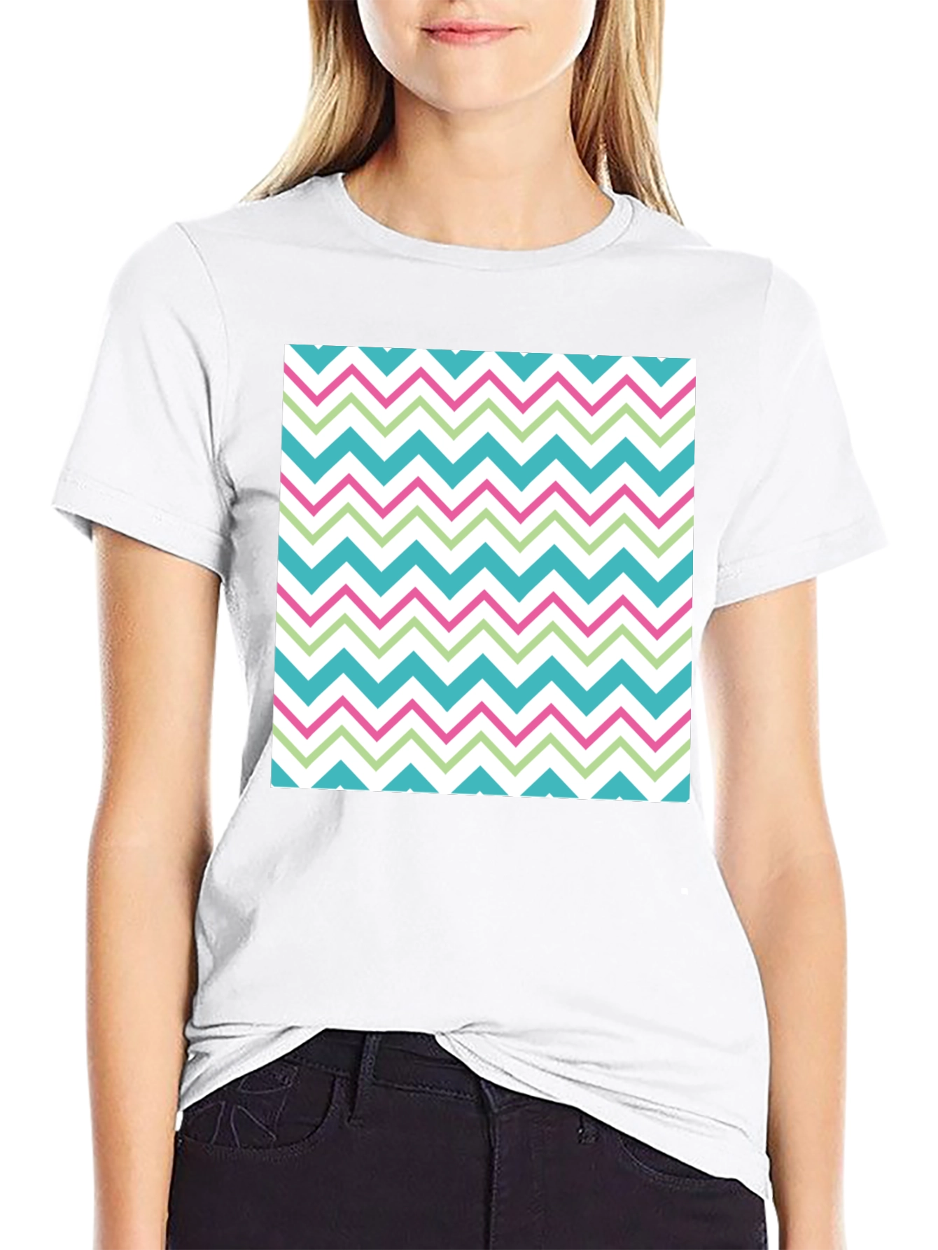 Trendy Chevron Pattern T-Shirt - Comfortable Casual Wear