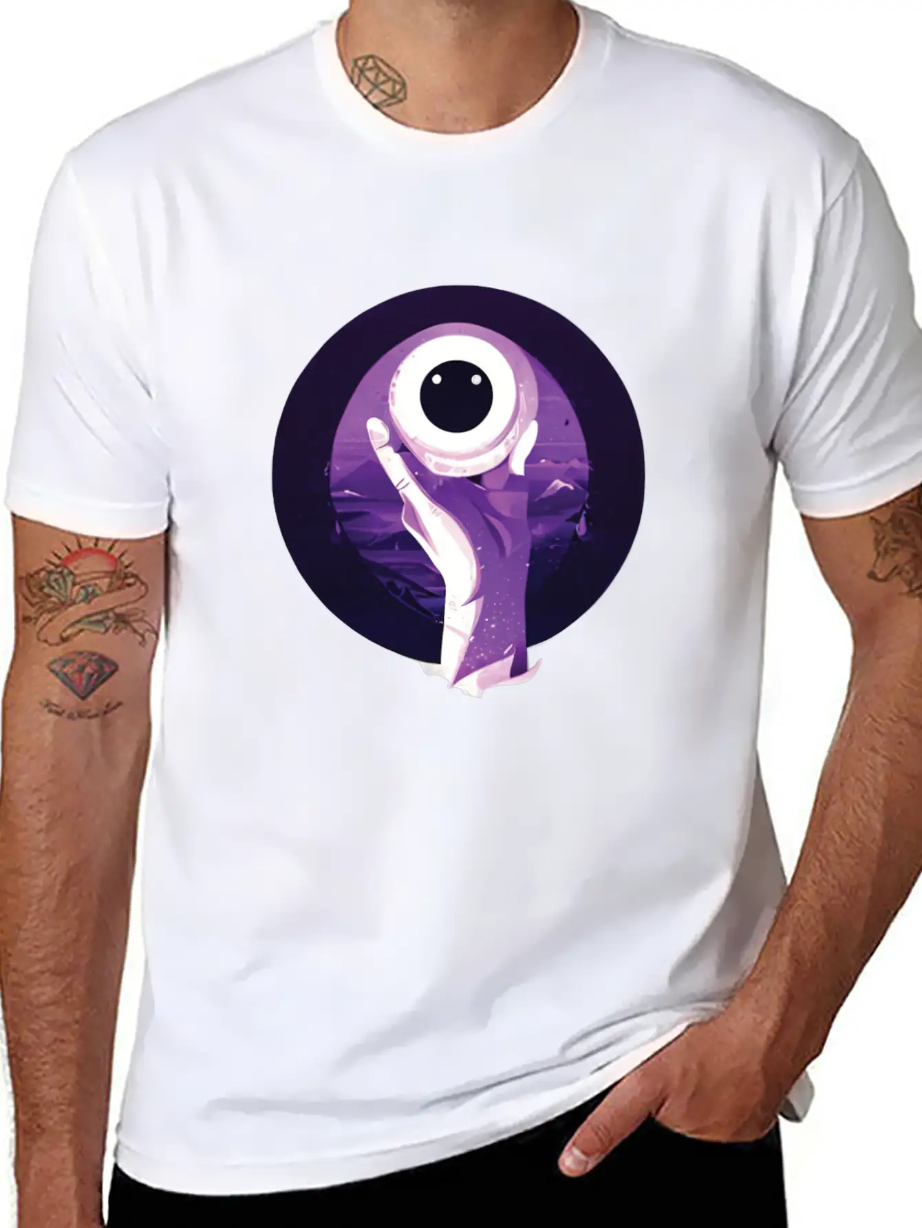 Abstract Weird Eyeball Trophy Winner Modern Fit Casual T-Shirt ��� Clean And Versatile Design