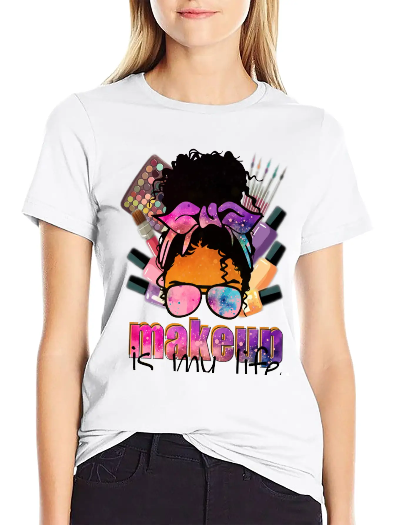Afro Messy Bun Makeup Basic Graphic T-Shirt – Daily Comfort In Soft Cotton