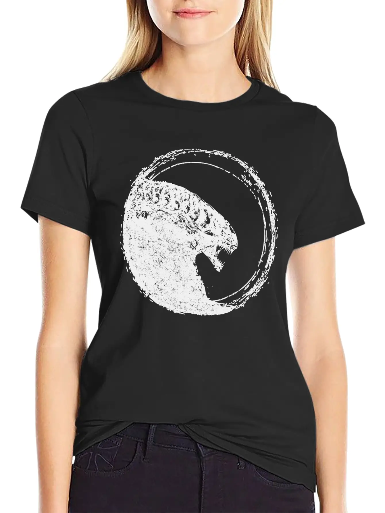 Aliens Stylish Everyday T-Shirt – Unisex Basic Cotton Tee