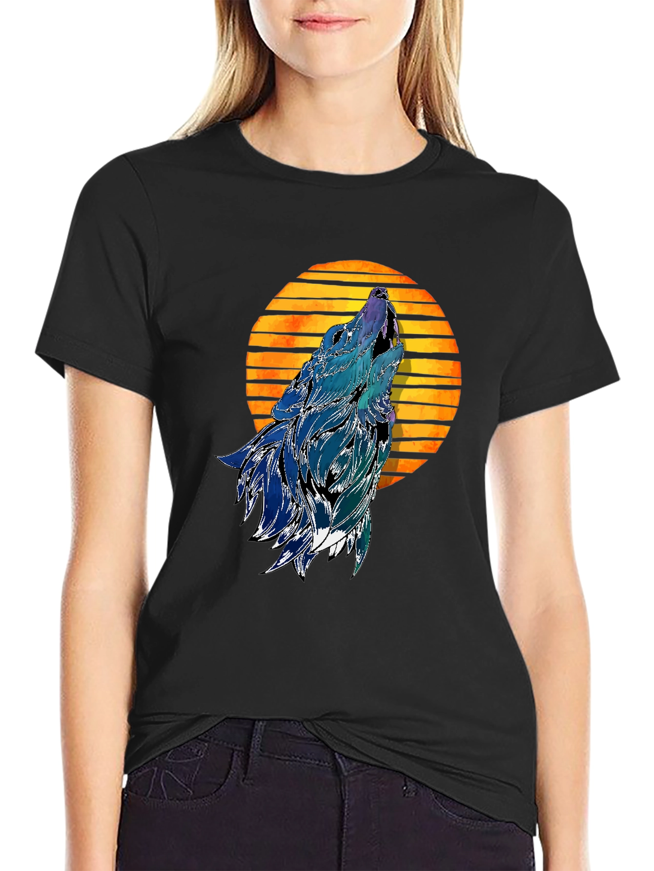 Wolf Howling at Moon T-Shirt