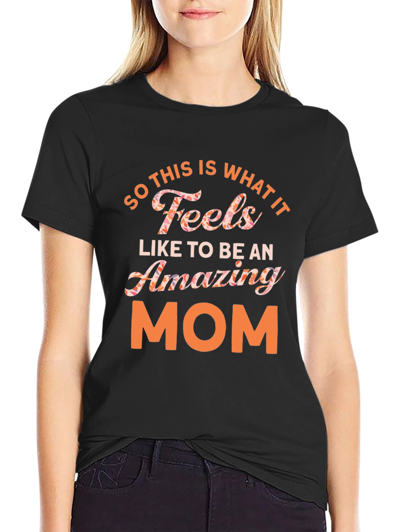 Amazing Mom Graphic Tee - Black