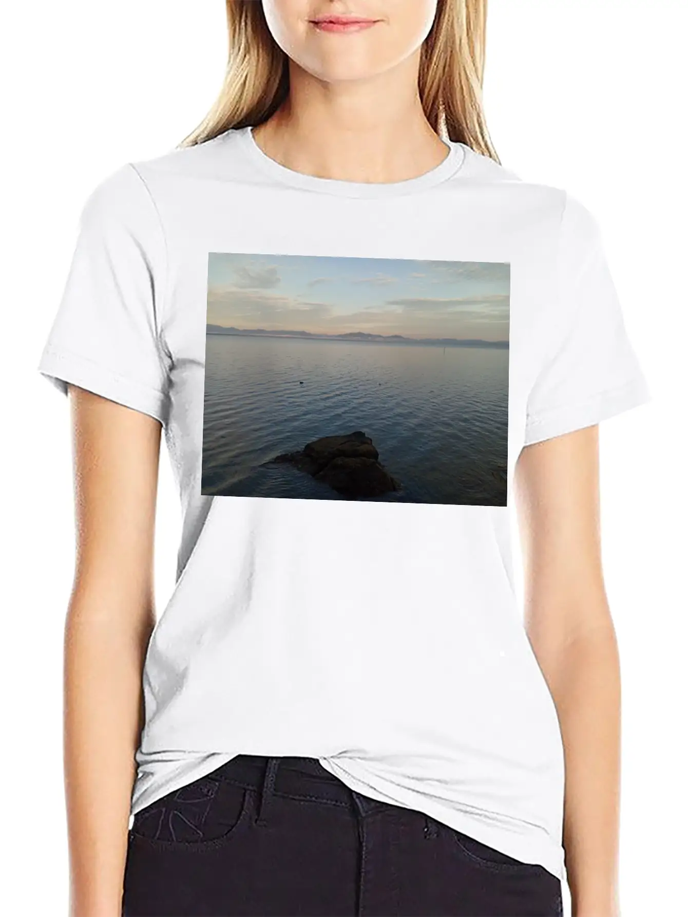Sunrise Lightweight Cotton T-Shirt – Daily Comfort Graphic Shirt
