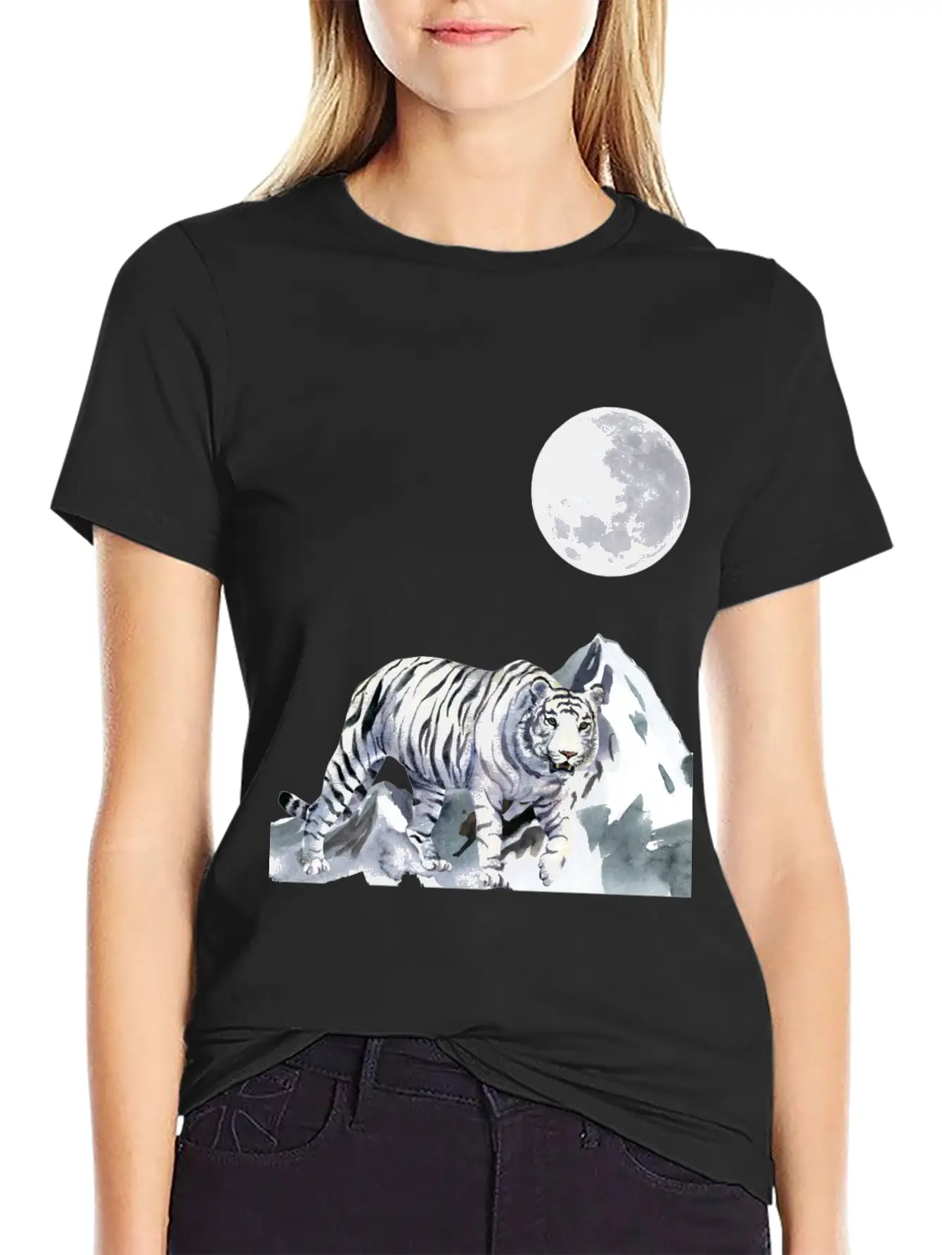 T-shirt: White Moon - The Night Panther Unisex Casual T-Shirt – Clean Design For Daily Comfort