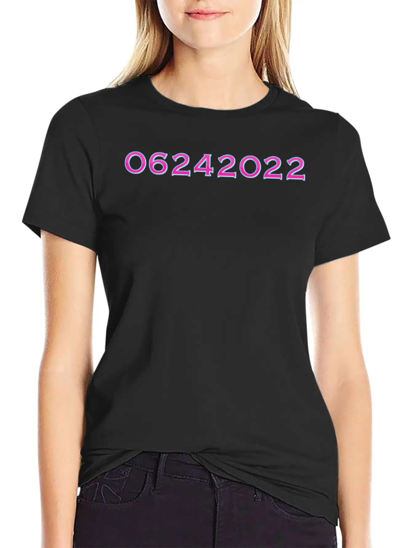 06242022 Modern Fit Casual T-Shirt – Clean And Versatile Design