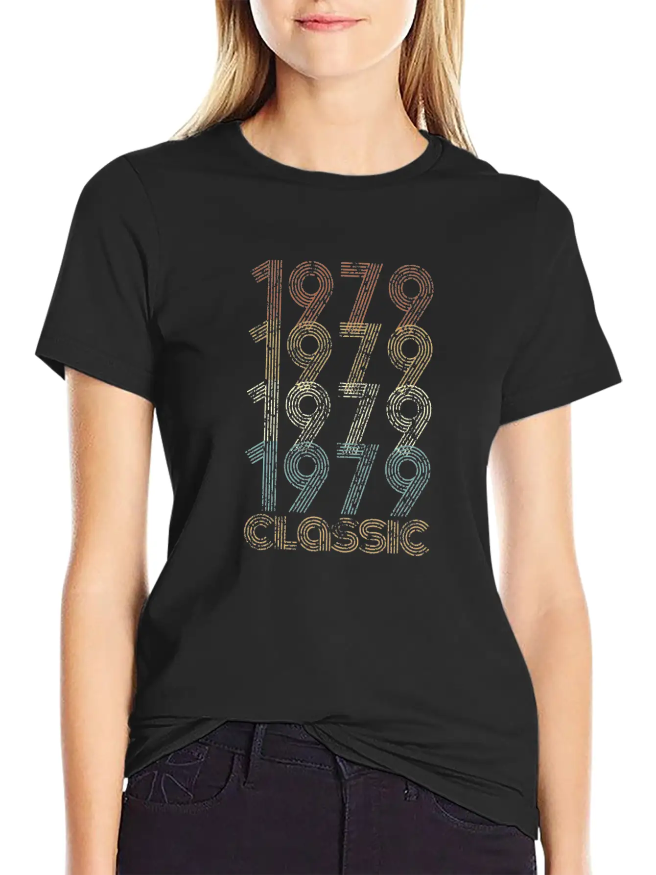 1979 Classic 40th Birthday Distressed Old School Modern Fit Casual T-Shirt – Clean And Versatile Design