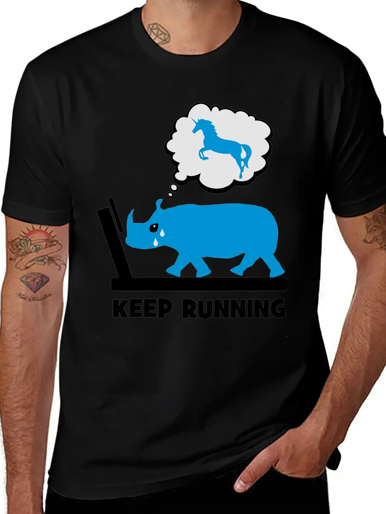 2541614 127849031 Keep Running Comfortable Minimalist Graphic Tee – Summer Style Essential