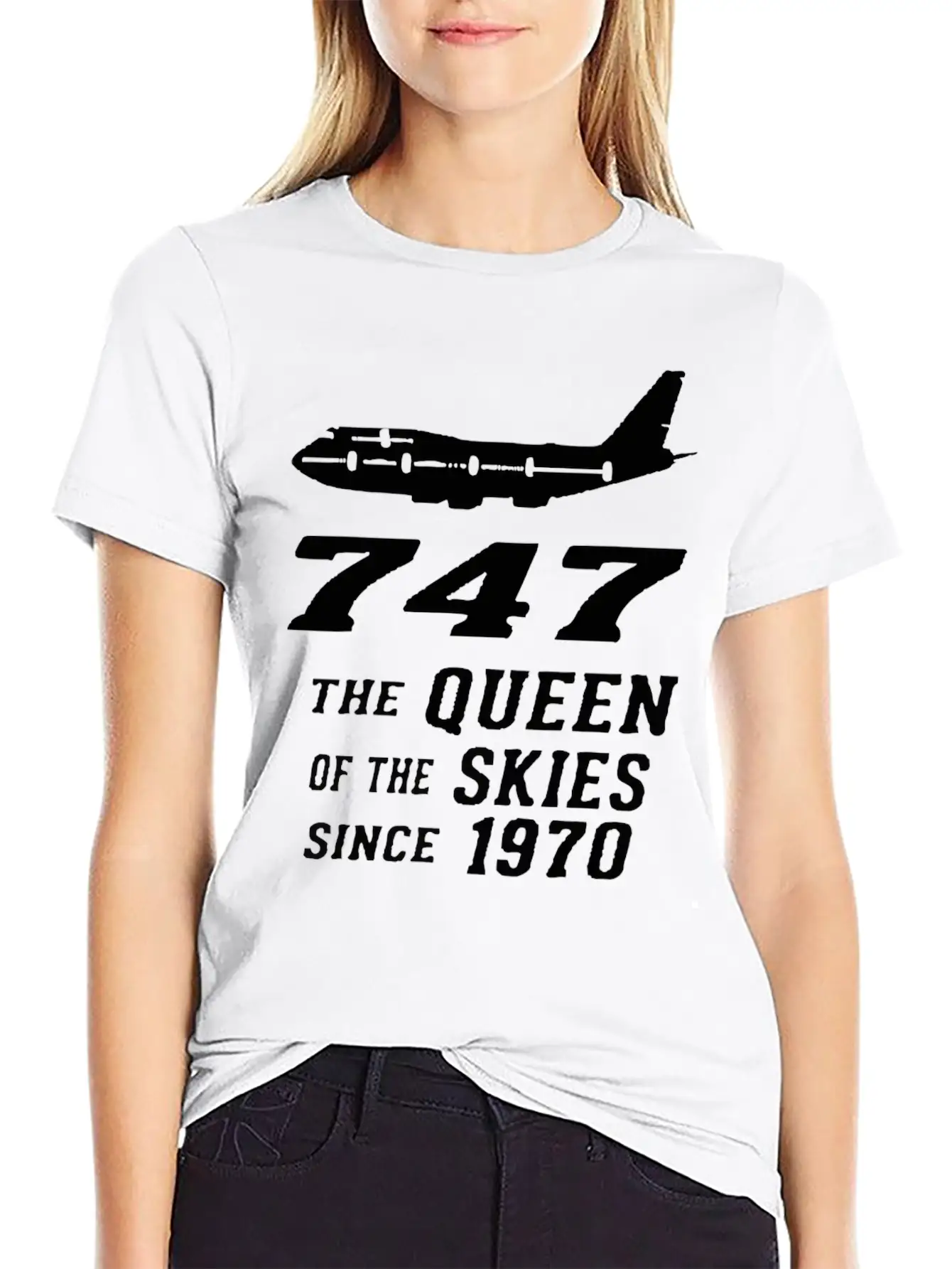 747 QUEEN OF THE SKY Basic Graphic T-Shirt – Daily Comfort In Soft Cotton