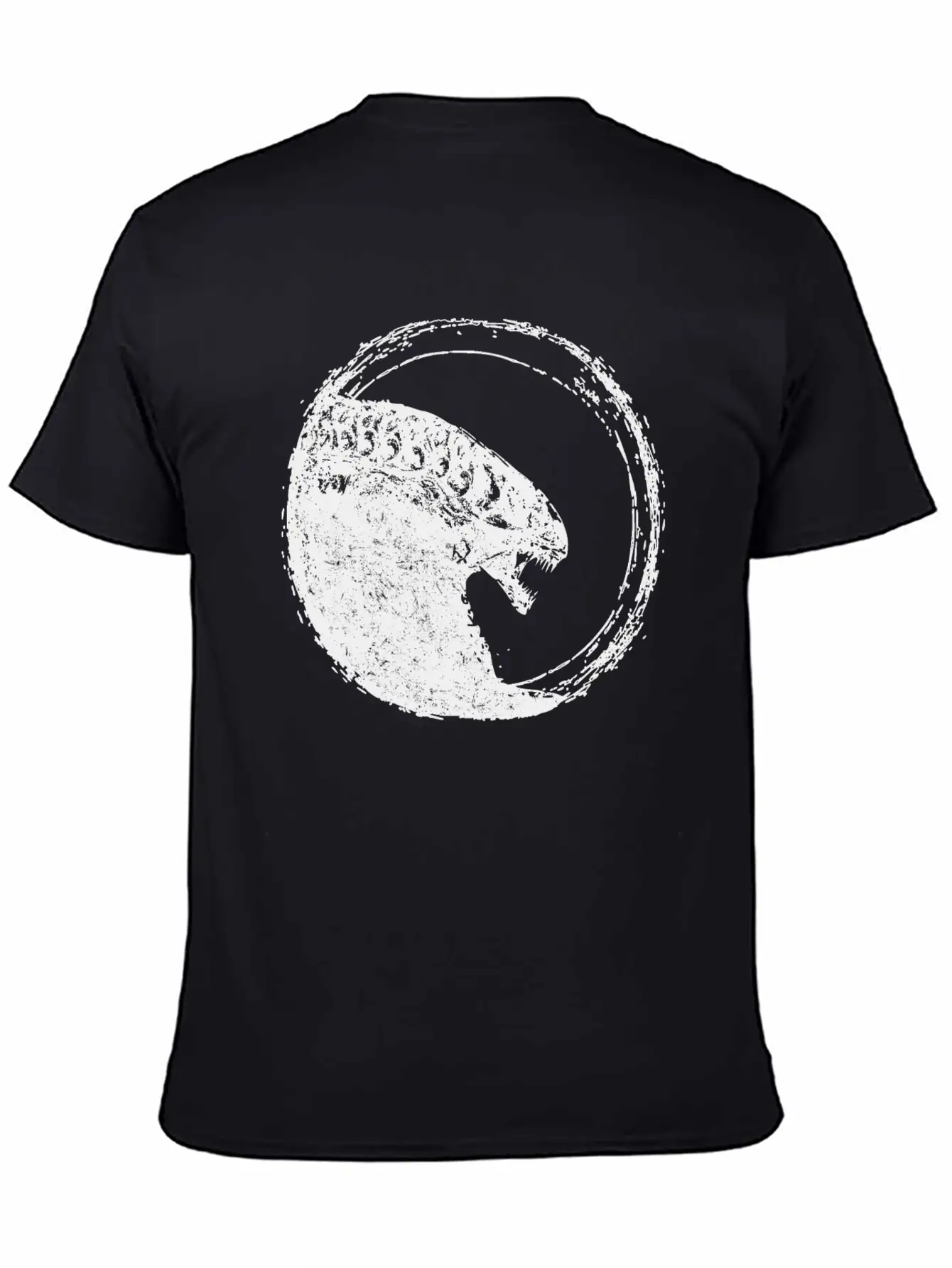 Aliens Stylish Everyday T-Shirt – Unisex Basic Cotton Tee