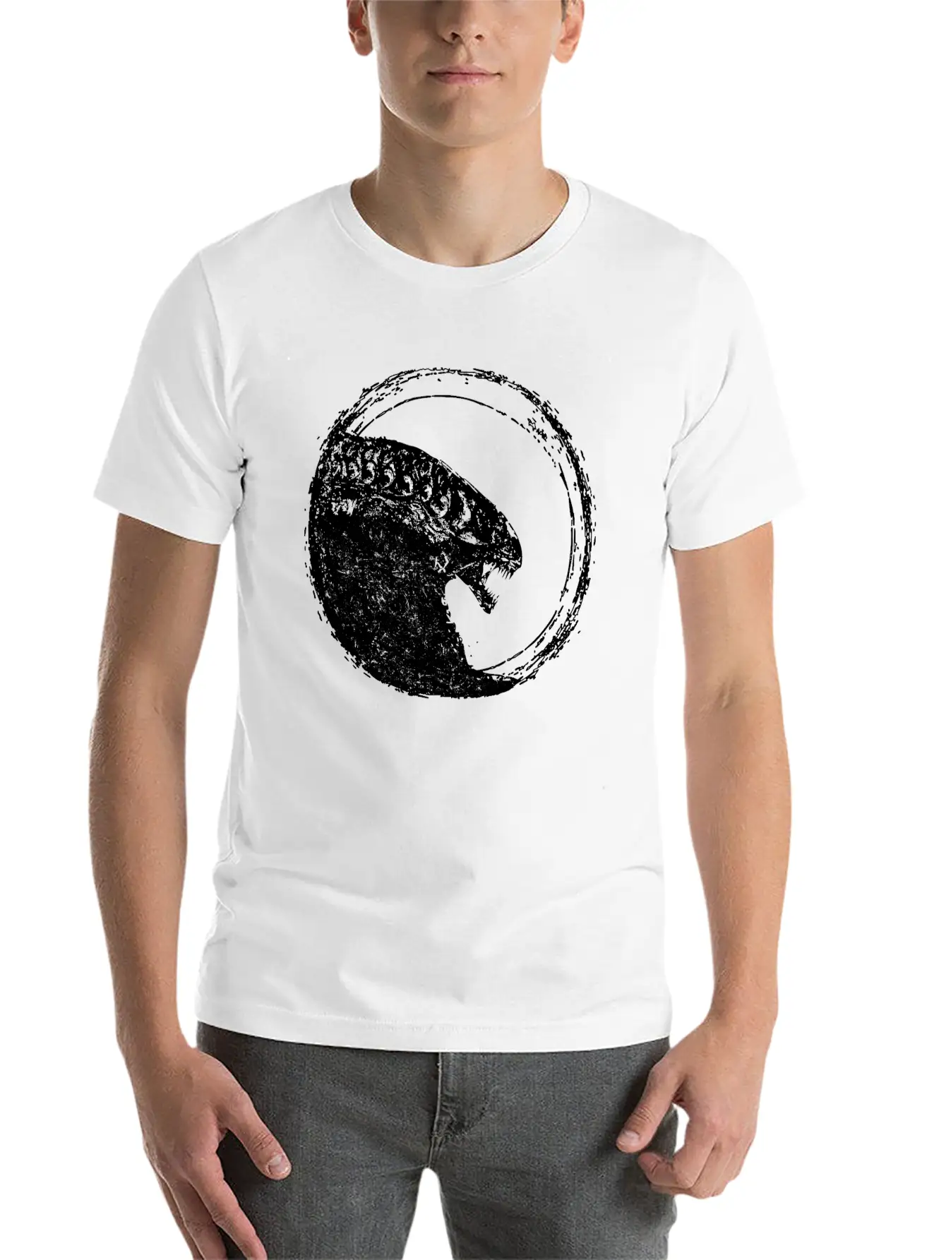 Aliens Stylish Everyday T-Shirt – Unisex Basic Cotton Tee