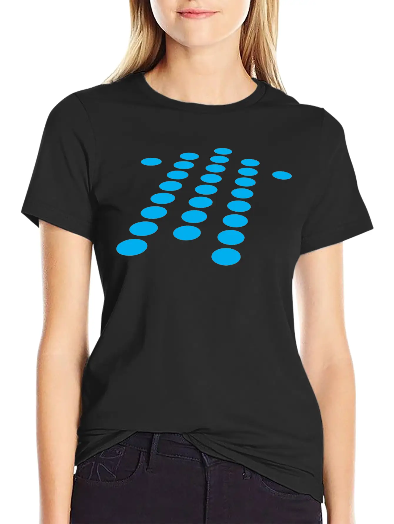 Arrow Dots Relaxed Everyday Tee – Lightweight And Durable Cotton