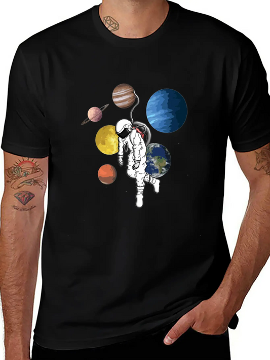 Astronaut Mit Planeten Essential Cotton Tee For Daily Outfits – Unisex Style