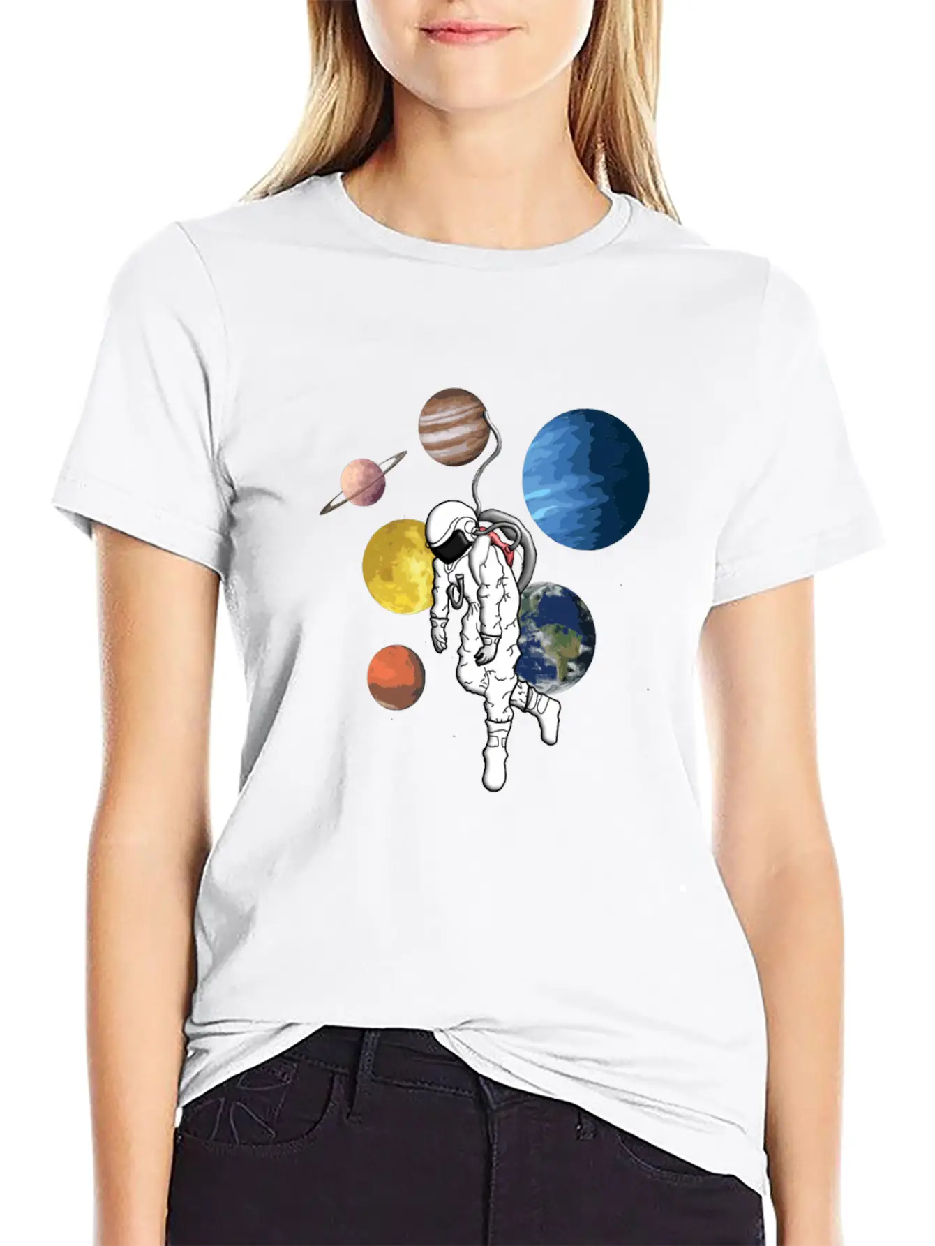 Astronaut Mit Planeten Essential Cotton Tee For Daily Outfits – Unisex Style