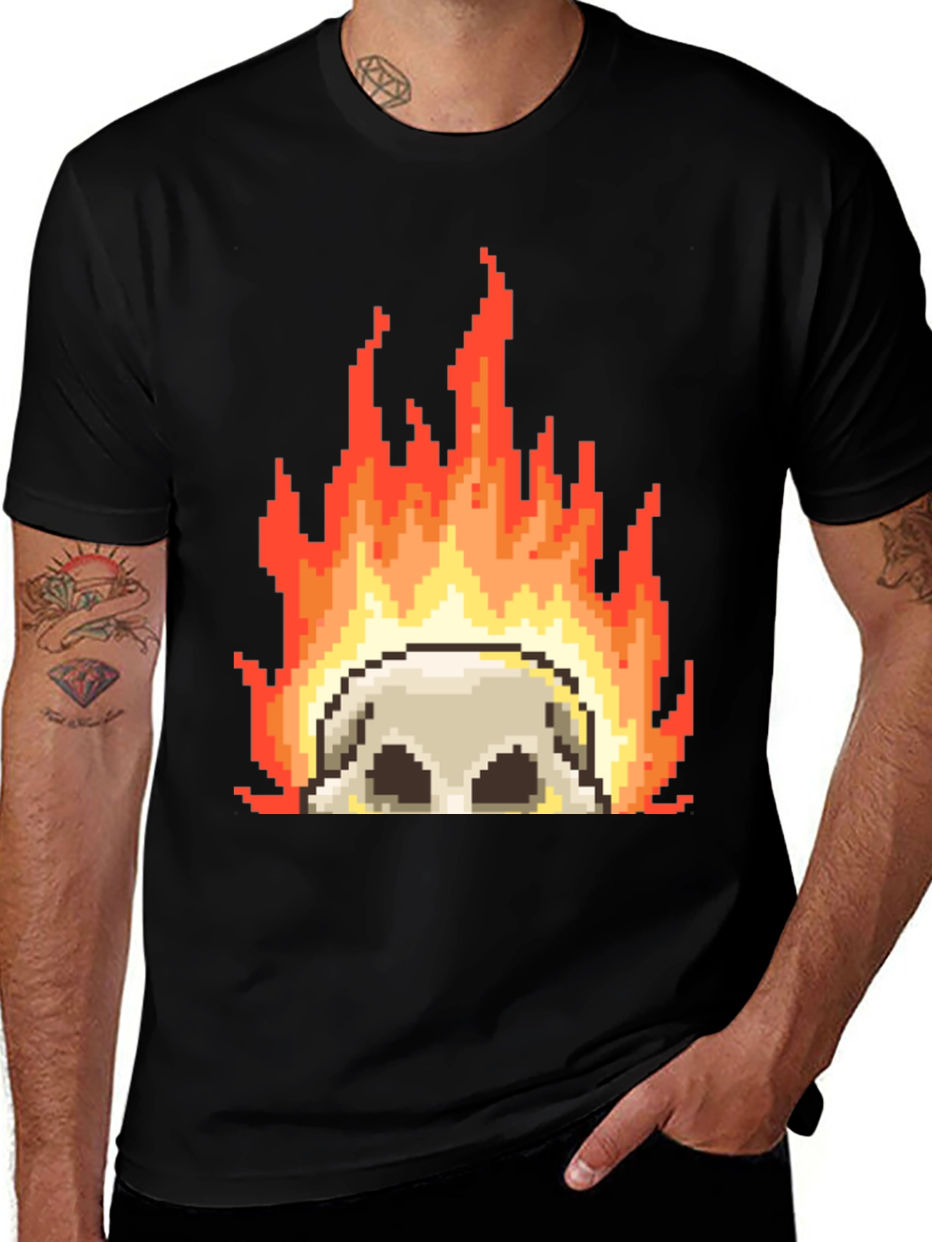 Pixel Art Skull Tee - Retro Gaming Style