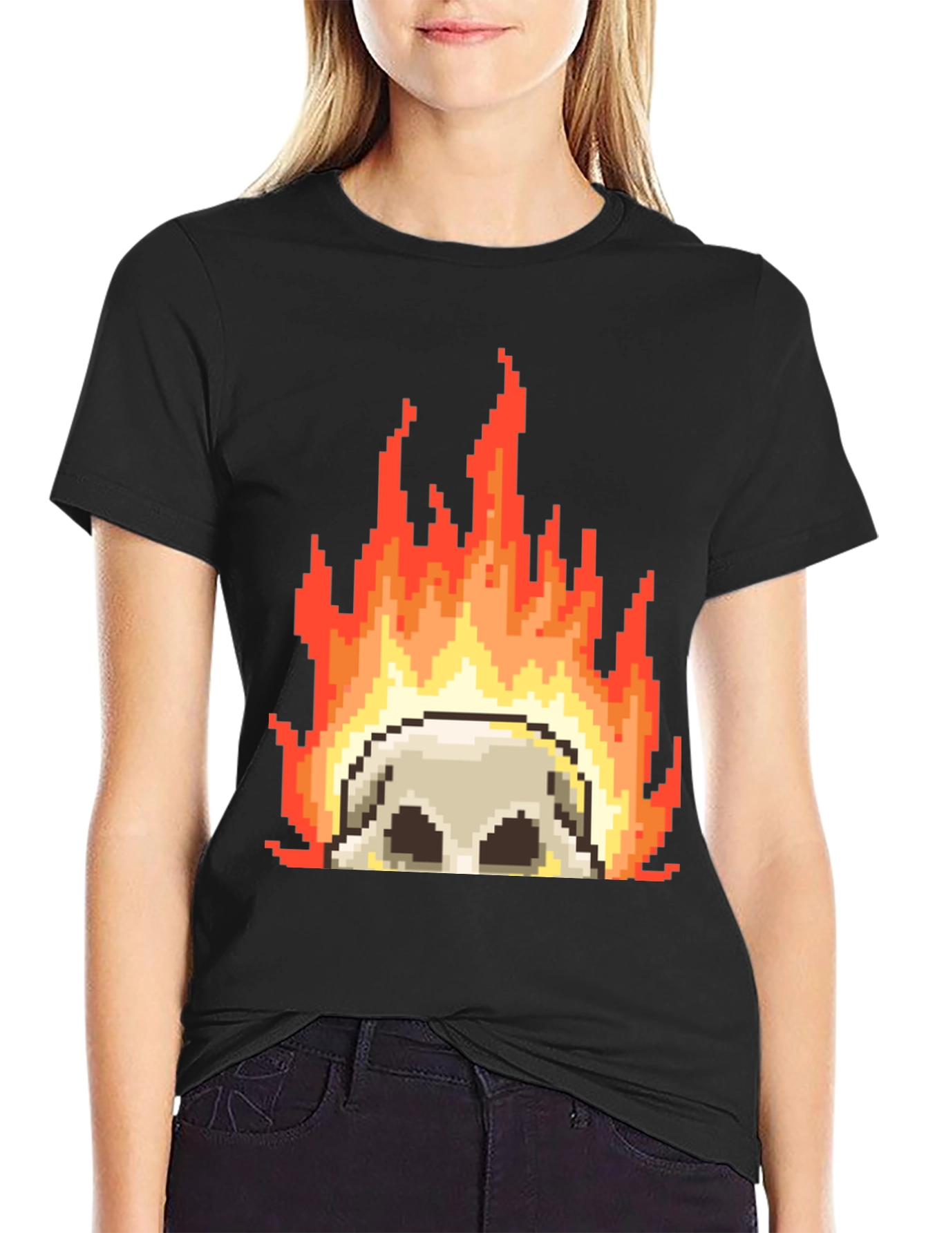 Pixel Art Skull Tee - Retro Gaming Style