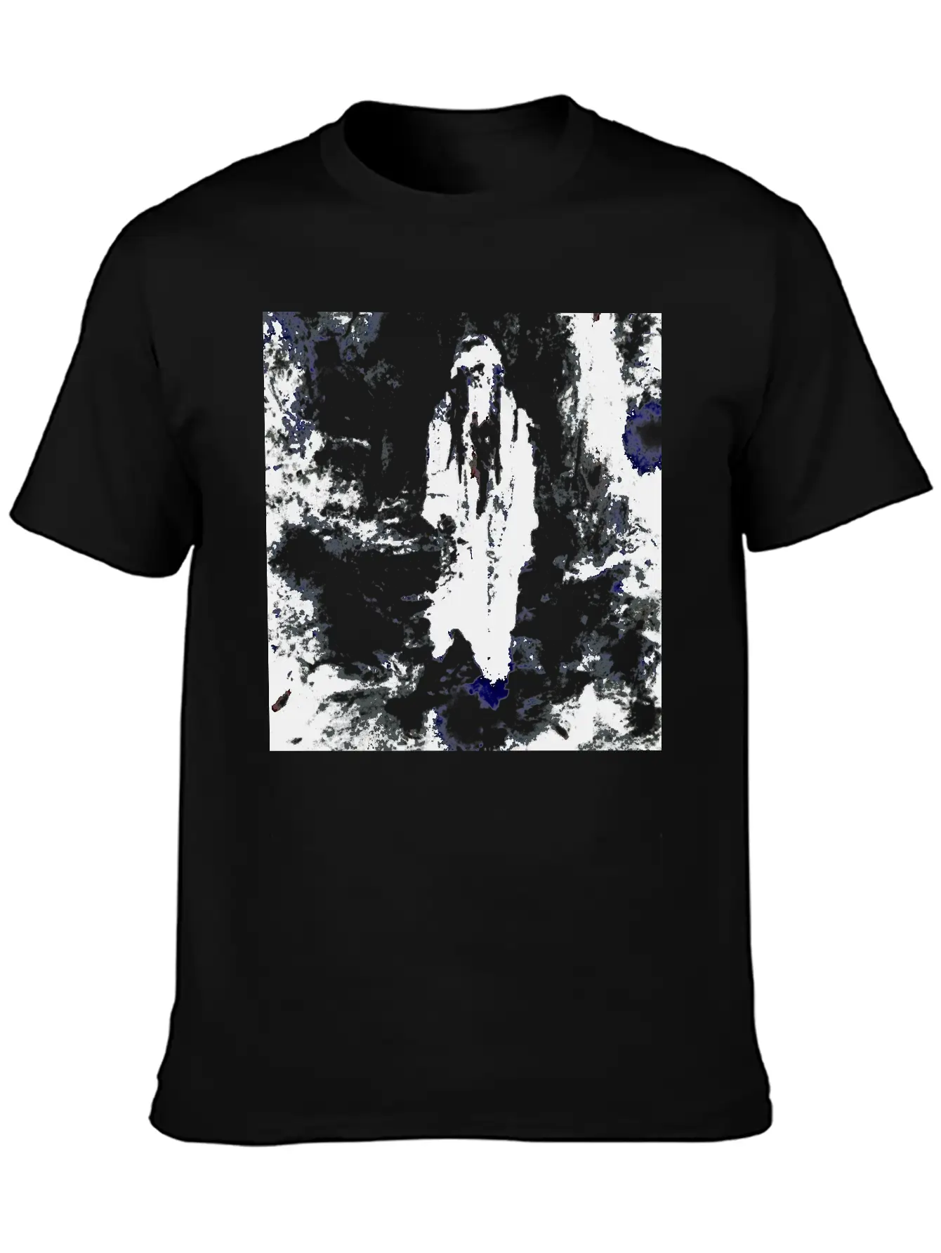 Mysterious Hooded Figure In Enchanted Forest Modern Fit Casual T-Shirt ��� Clean And Versatile Design