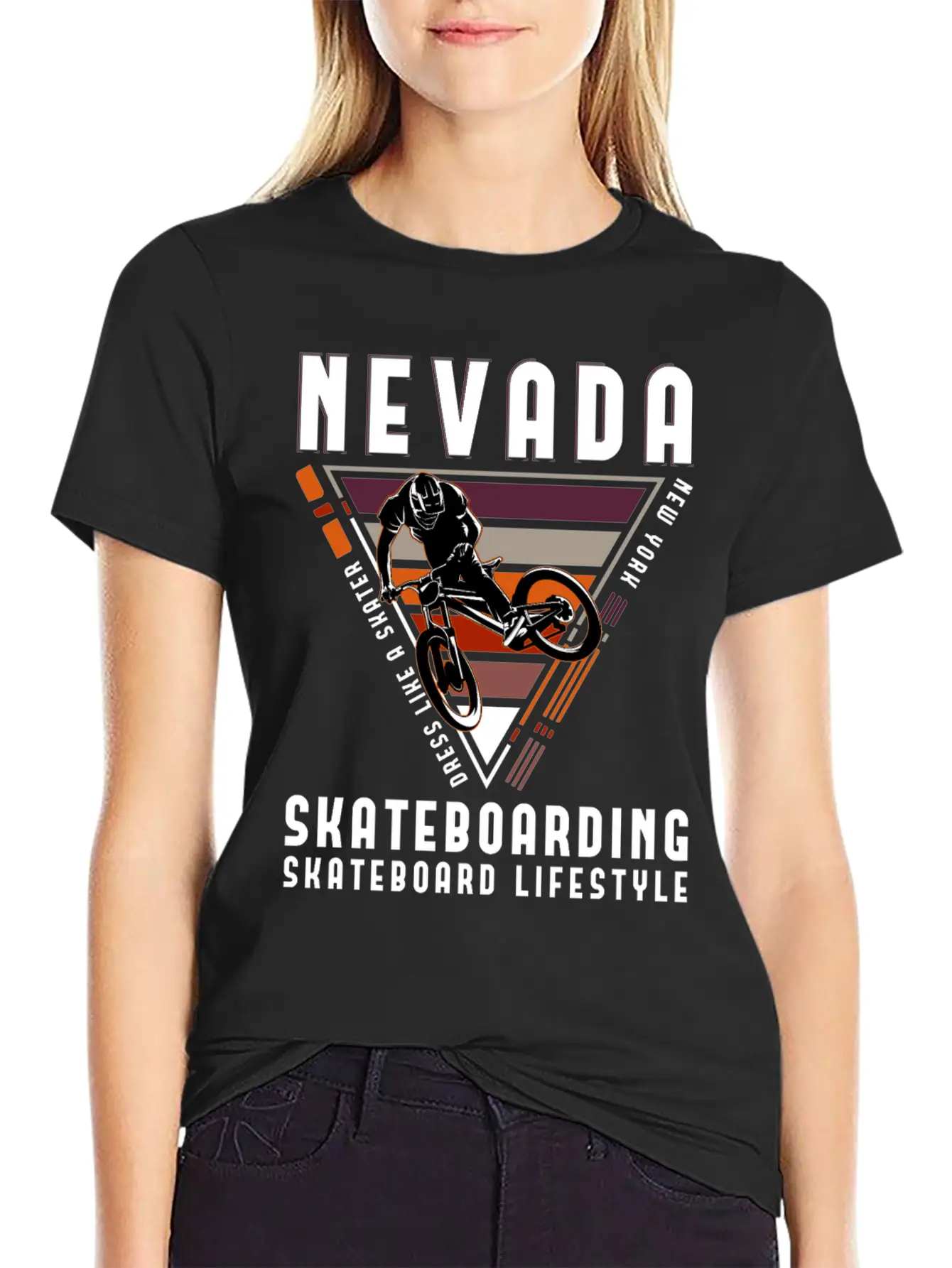 New York Skateboarding Skateboard Lifestyle Tshirt Unisex Casual T-Shirt ��� Clean Design For Daily Comfort