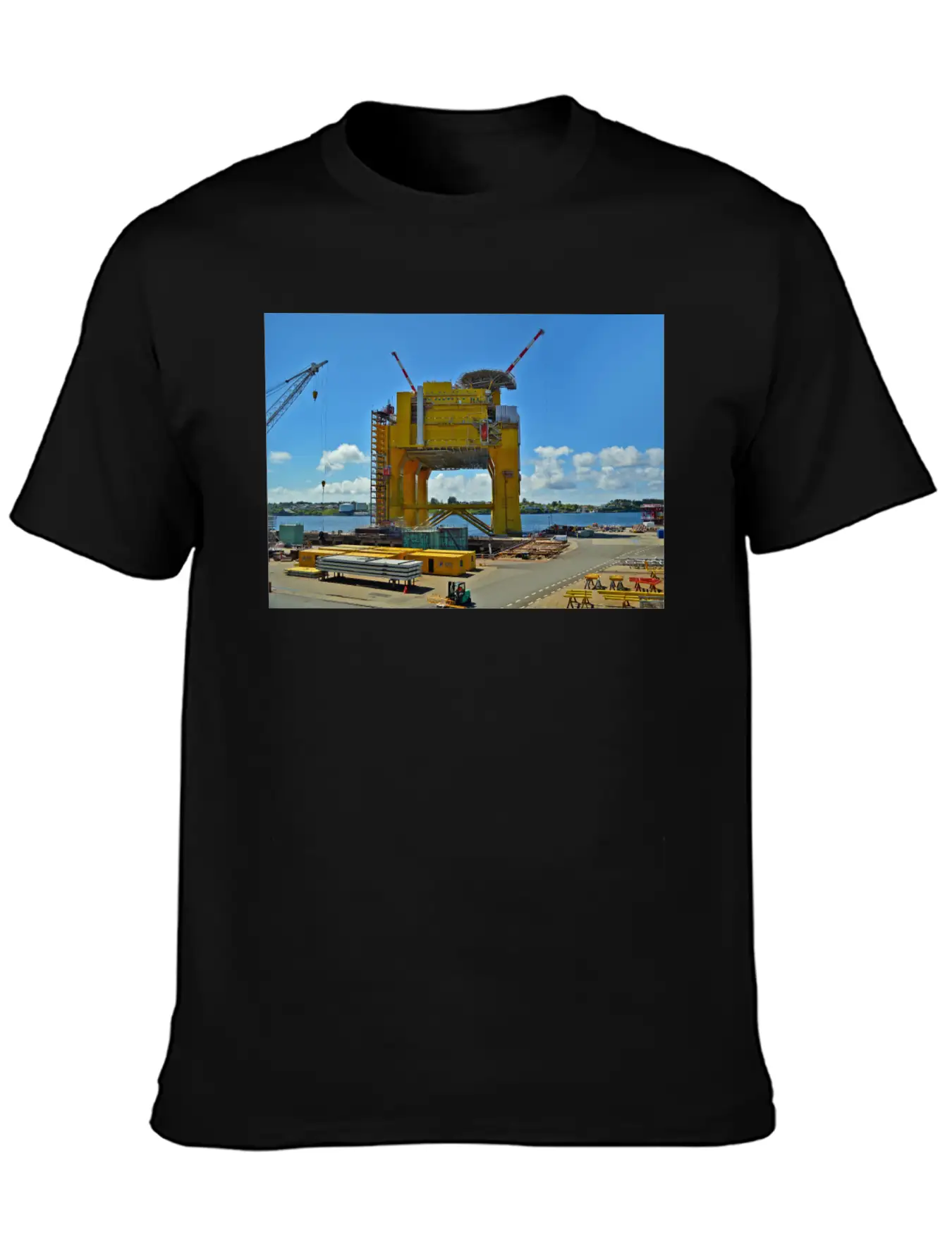 Oilrig Poster Unisex Casual T-Shirt – Clean Design For Daily Comfort