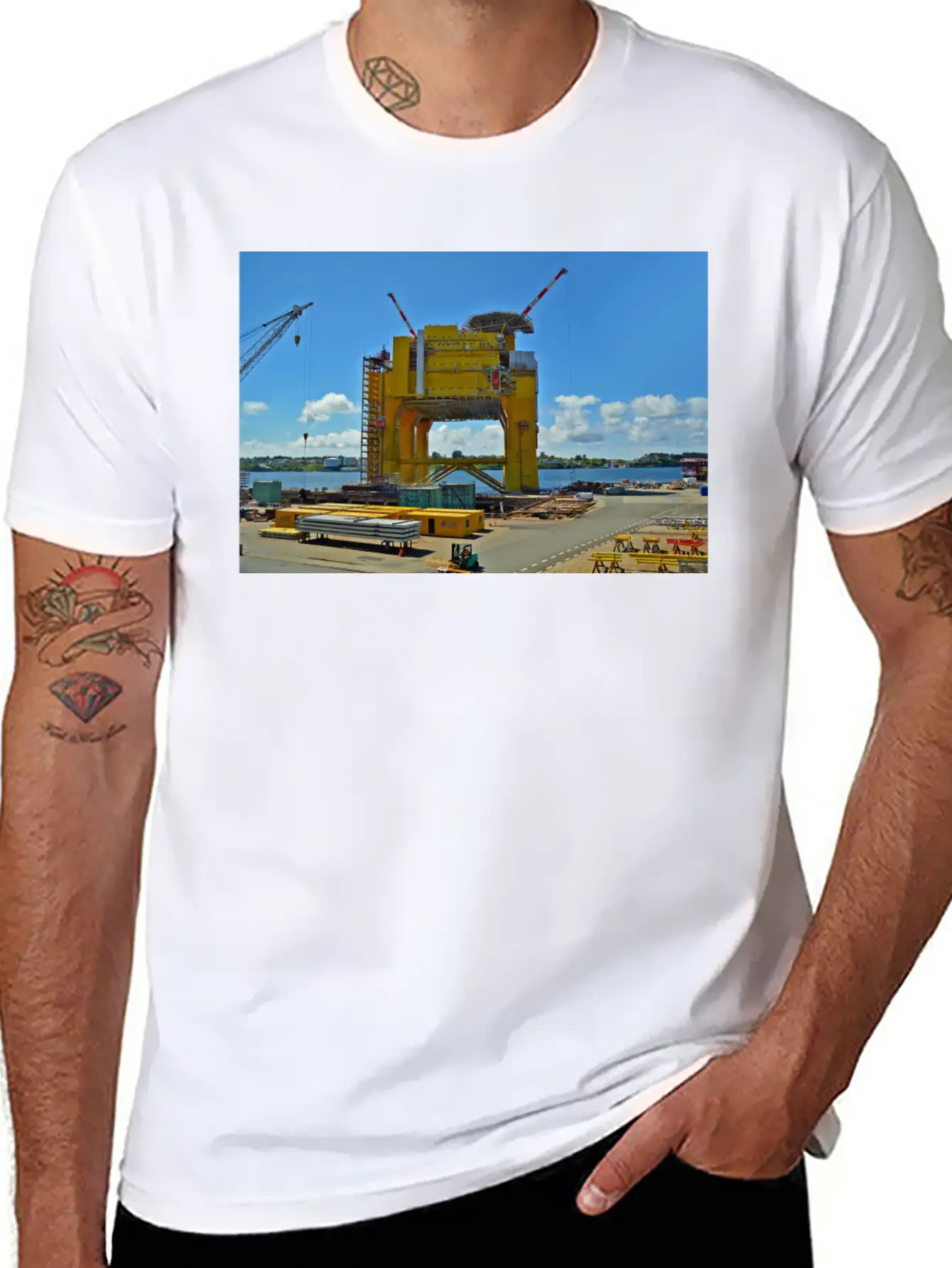 Oilrig Poster Unisex Casual T-Shirt – Clean Design For Daily Comfort