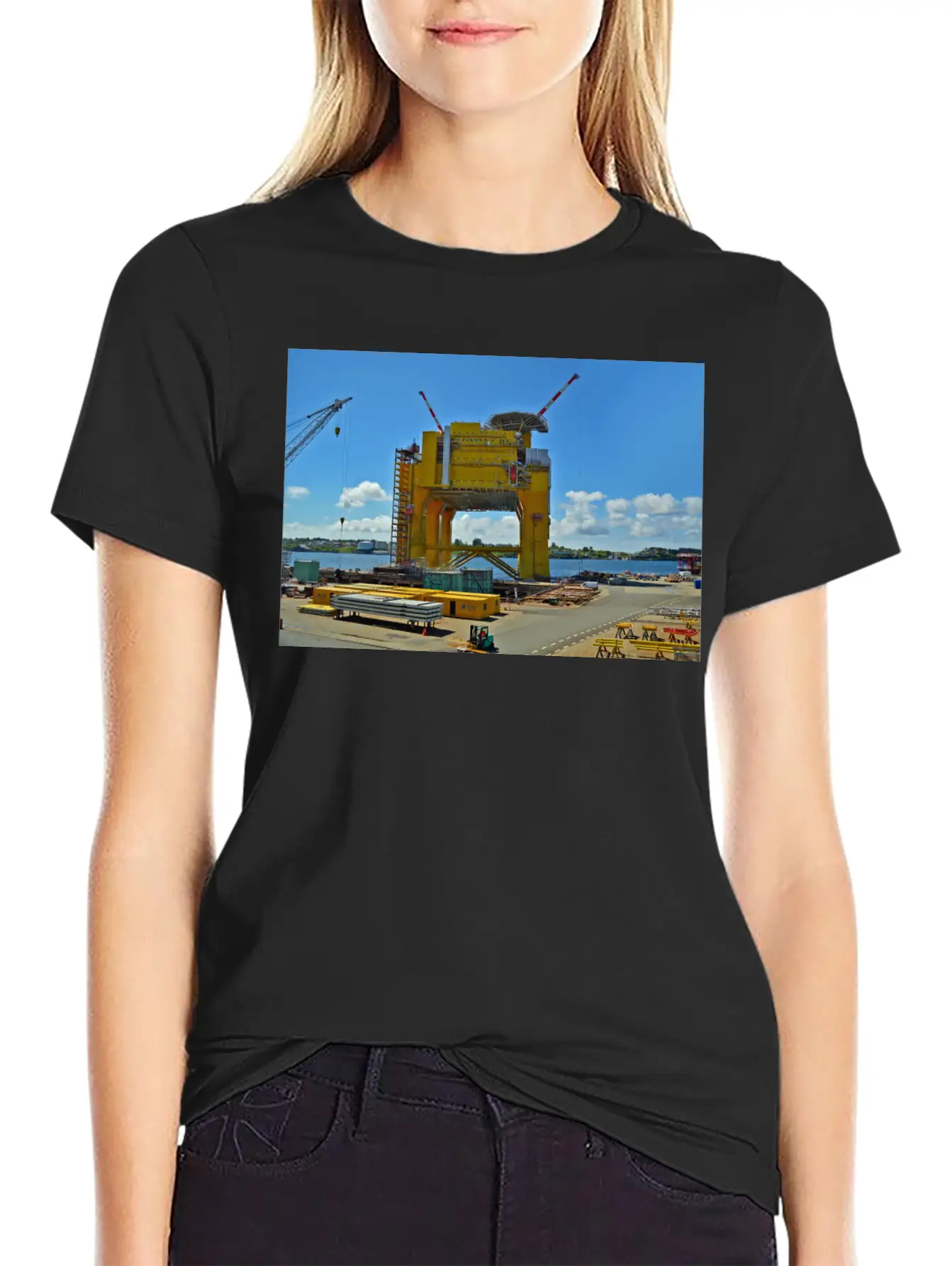 Oilrig Poster Unisex Casual T-Shirt – Clean Design For Daily Comfort