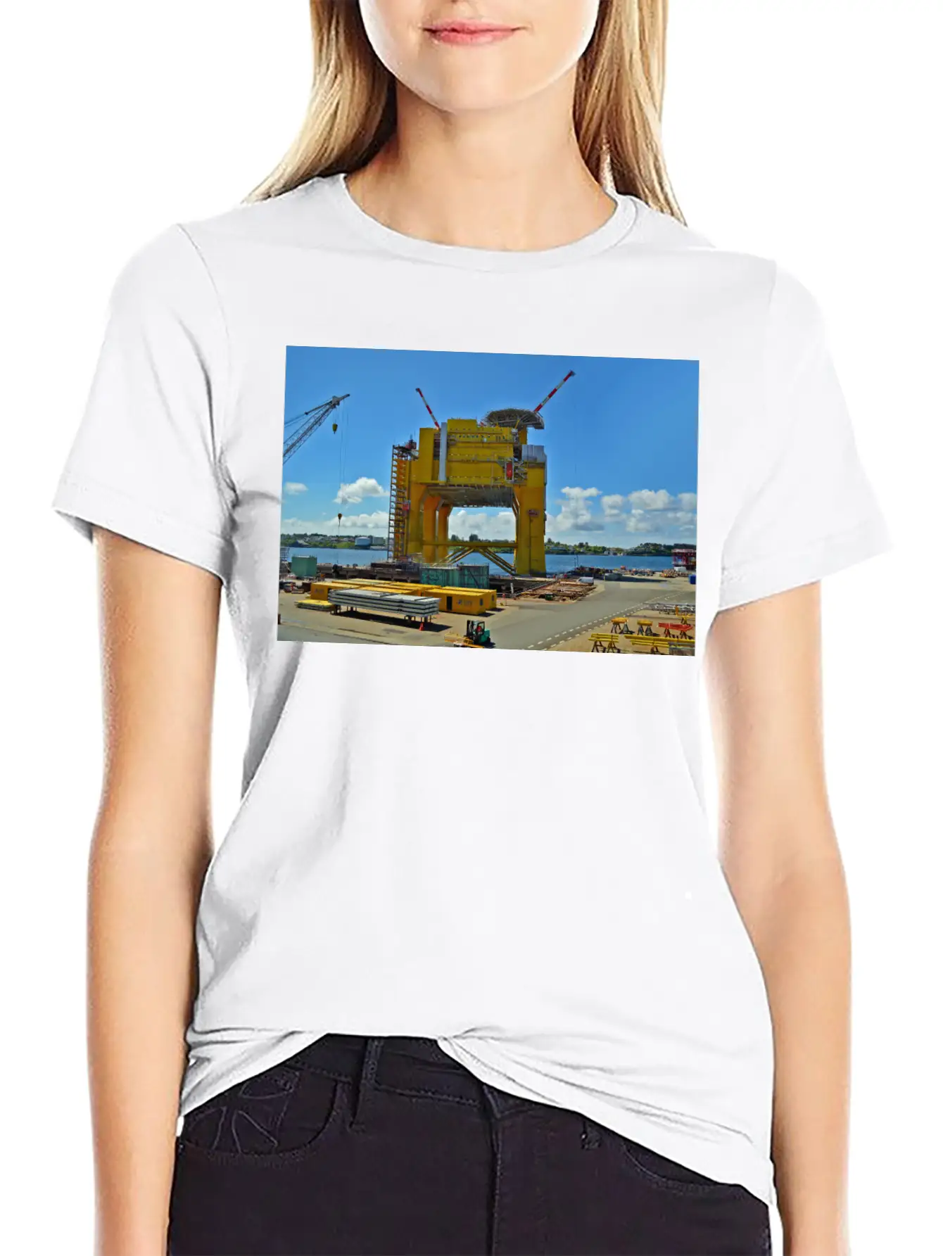 Oilrig Poster Unisex Casual T-Shirt – Clean Design For Daily Comfort