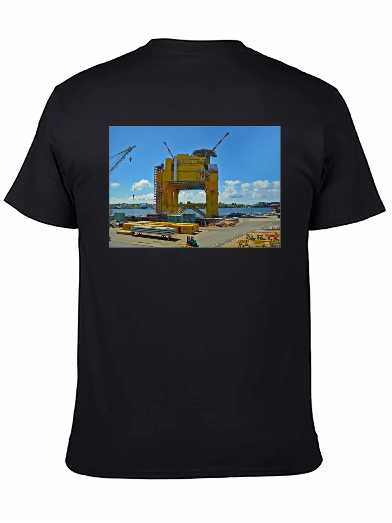 Oilrig Poster Unisex Casual T-Shirt – Clean Design For Daily Comfort