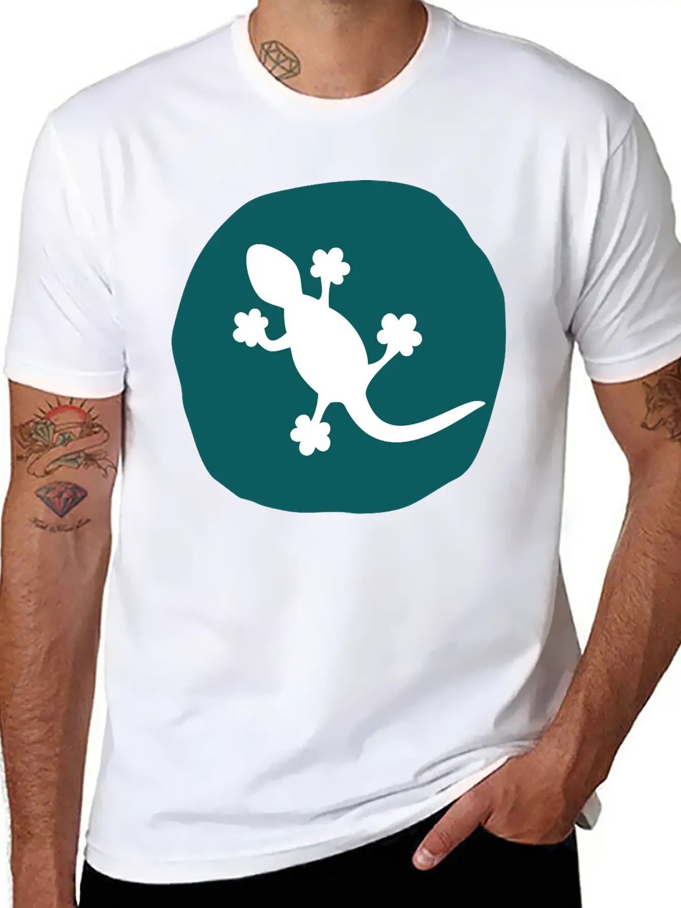 Salamander Gecko Reptile Nature Rainforest Gift Soft Cotton Short Sleeve Tee – Unisex Wardrobe Staple