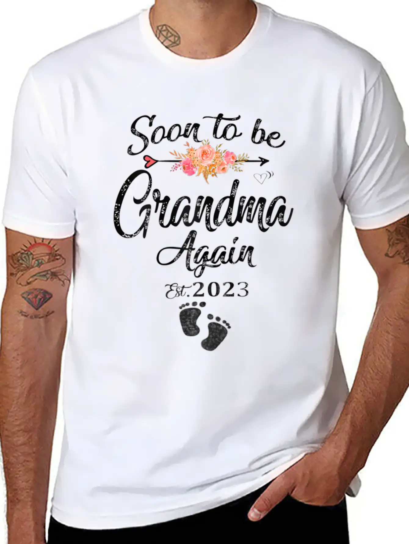 Soon To Be Grandma Again 2023 Promoted To New Gran Lightweight Cotton T-Shirt – Daily Comfort Graphic Shirt
