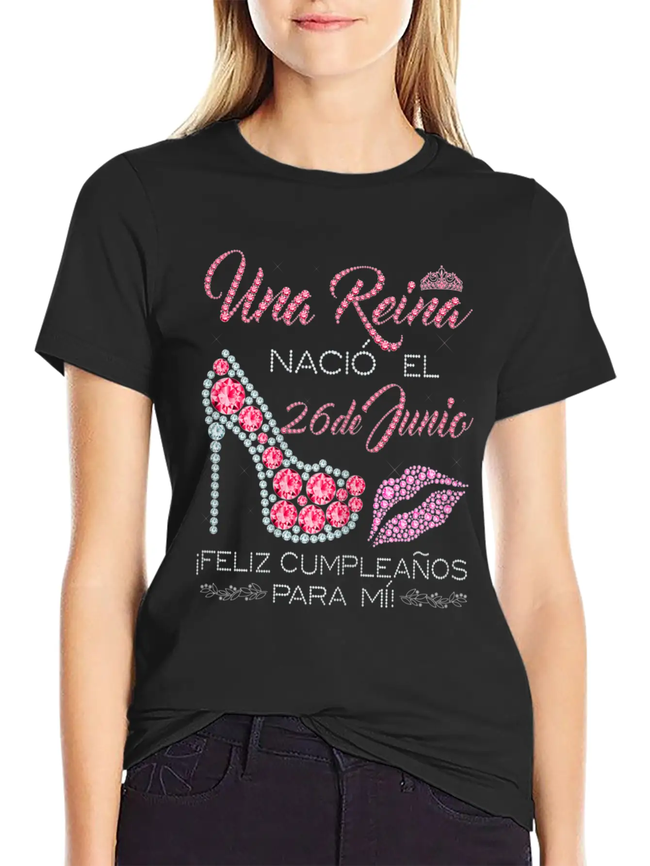 Una Reina Nació El 26 De Junio Feliz Cumpleaños Classic Fit Graphic Tee For Daily Comfort – Unisex Cotton Shirt