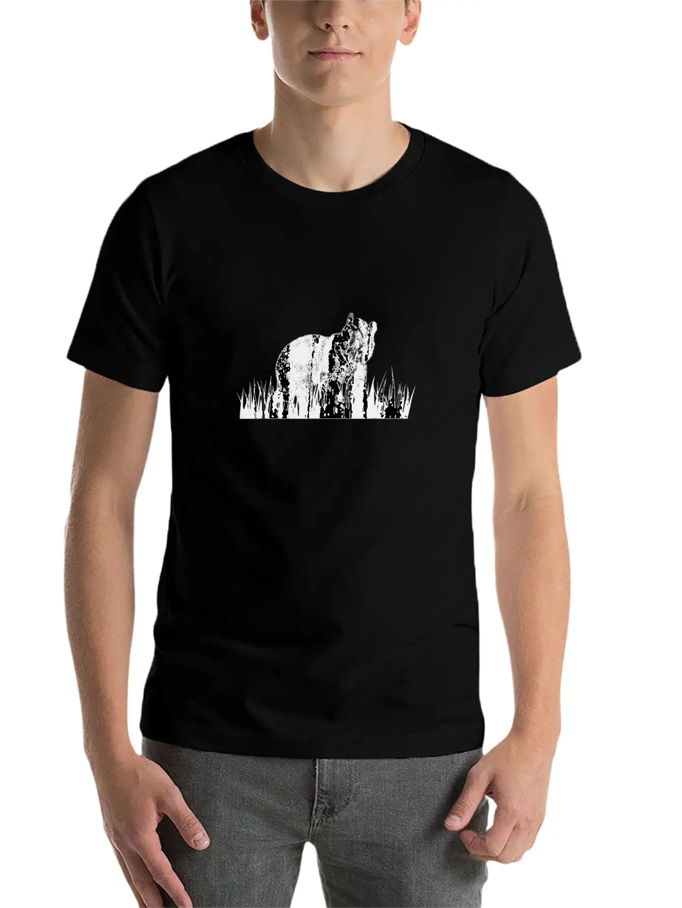 Vintage Graphic Hunter Hunt Black Brown Bear Grizz Modern Fit Casual T-Shirt – Clean And Versatile Design