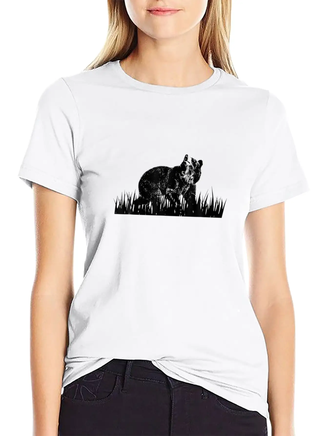 Vintage Graphic Hunter Hunt Black Brown Bear Grizz Modern Fit Casual T-Shirt – Clean And Versatile Design