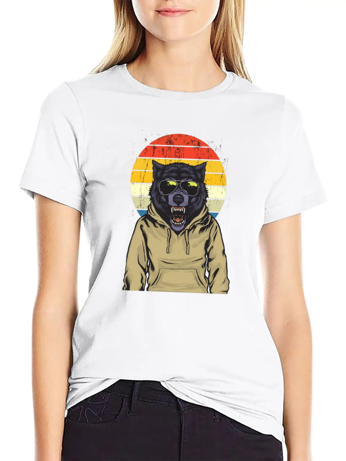 Wolf Animal Style Modern Fit Casual T-Shirt – Clean And Versatile Design
